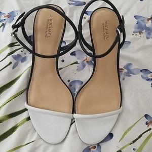Thin strappy heel